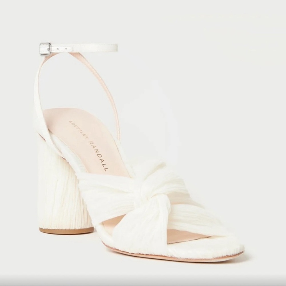 Reed Pearl Pleated Twist heel